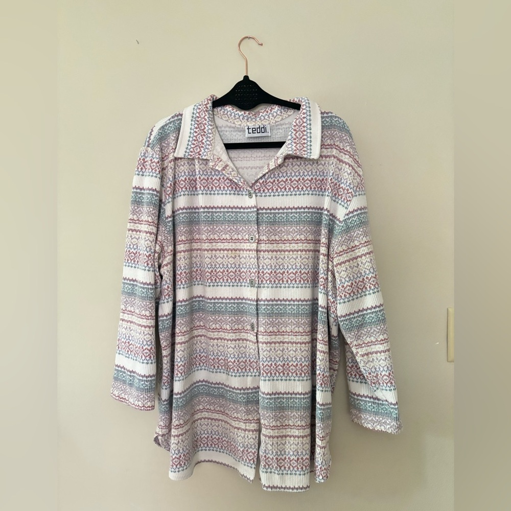 Vintage Soft teddi button up!